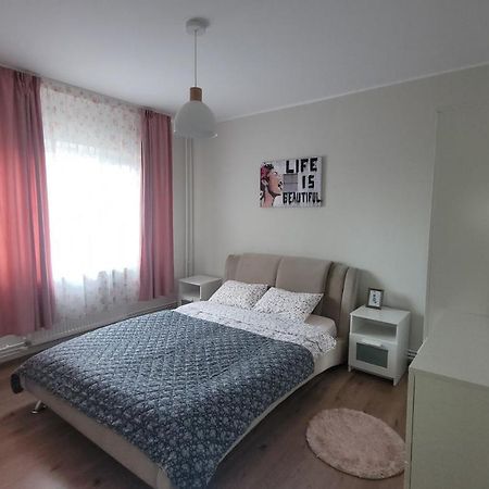 Apartamento Apartament Central Iasi Exterior foto